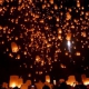 ランタンが夜空を舞うタイのコムローイ祭りまとめ